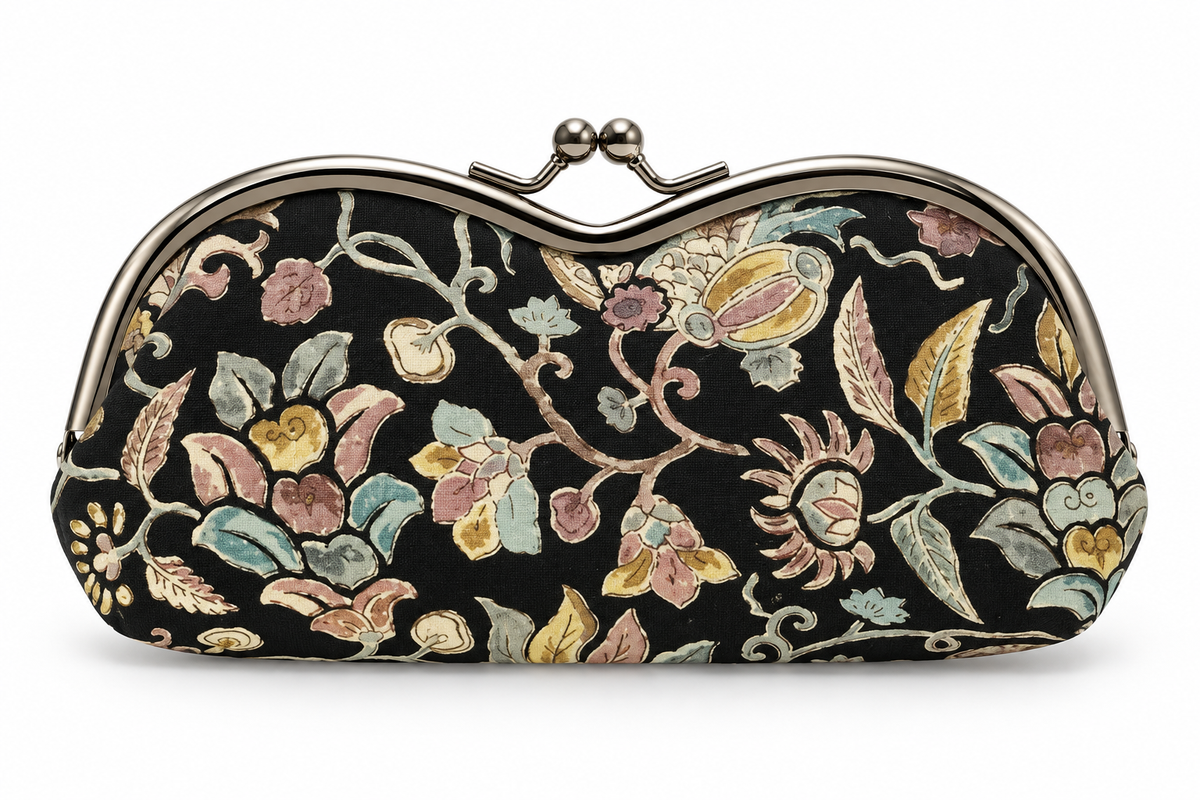 Edo Sarasa · Black Floral Arabesque Gama-guchi Eyeglass Case — product view
