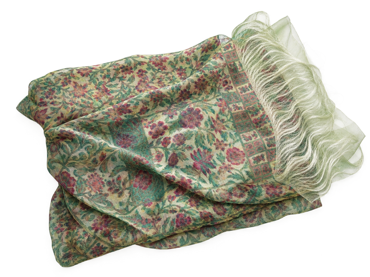 Edo Sarasa Double-woven stole resembling a celestial maiden’s robe (green)